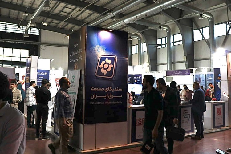 ترافیک بازدیدکنندگان در سومین روز «الکام انرژی»؛ از برگزاری پنل‌های تخصصی تا حضور معاون وزیر نیرو 
